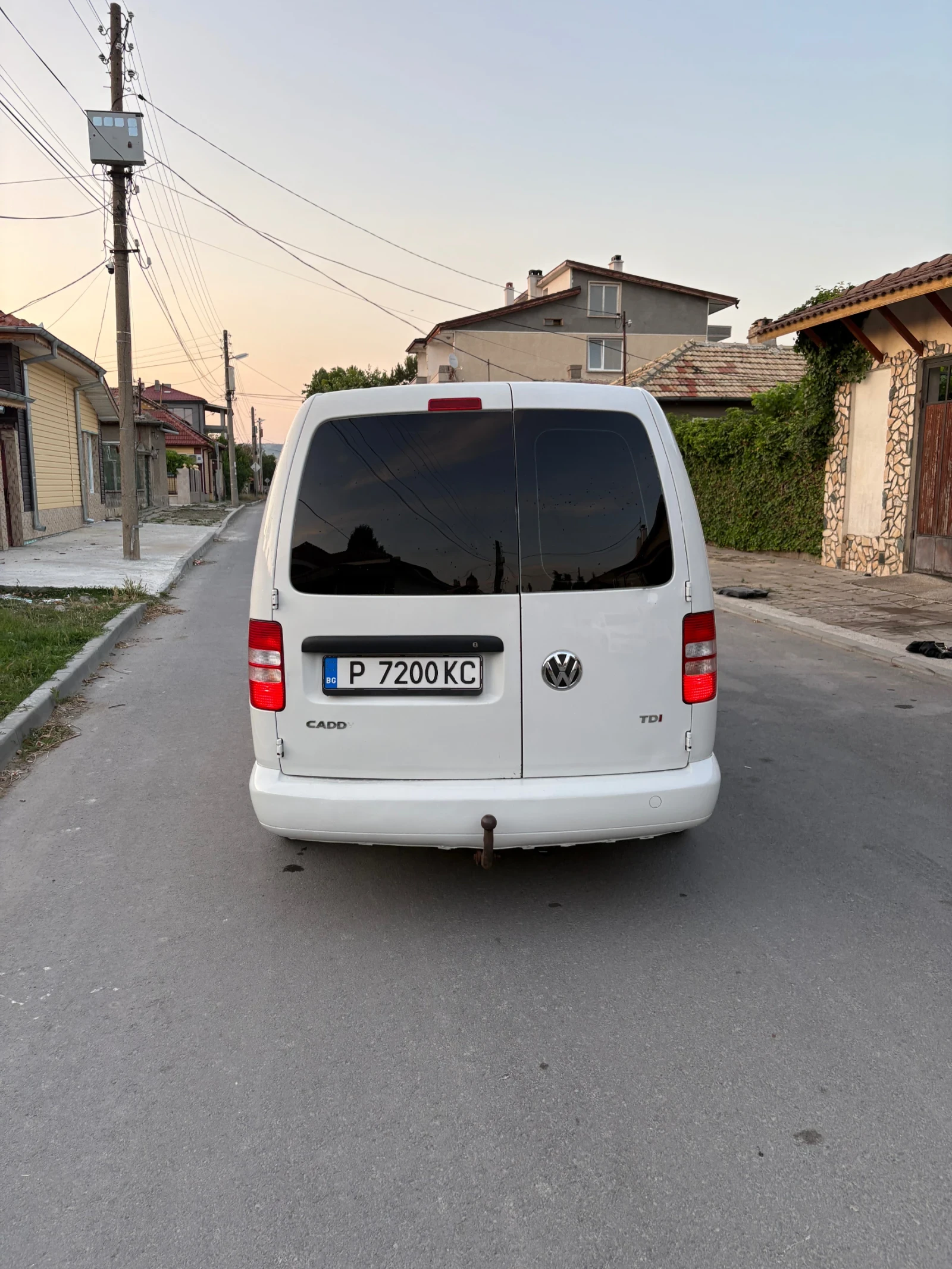 VW Caddy 1.6TDI MAXI - изображение 4