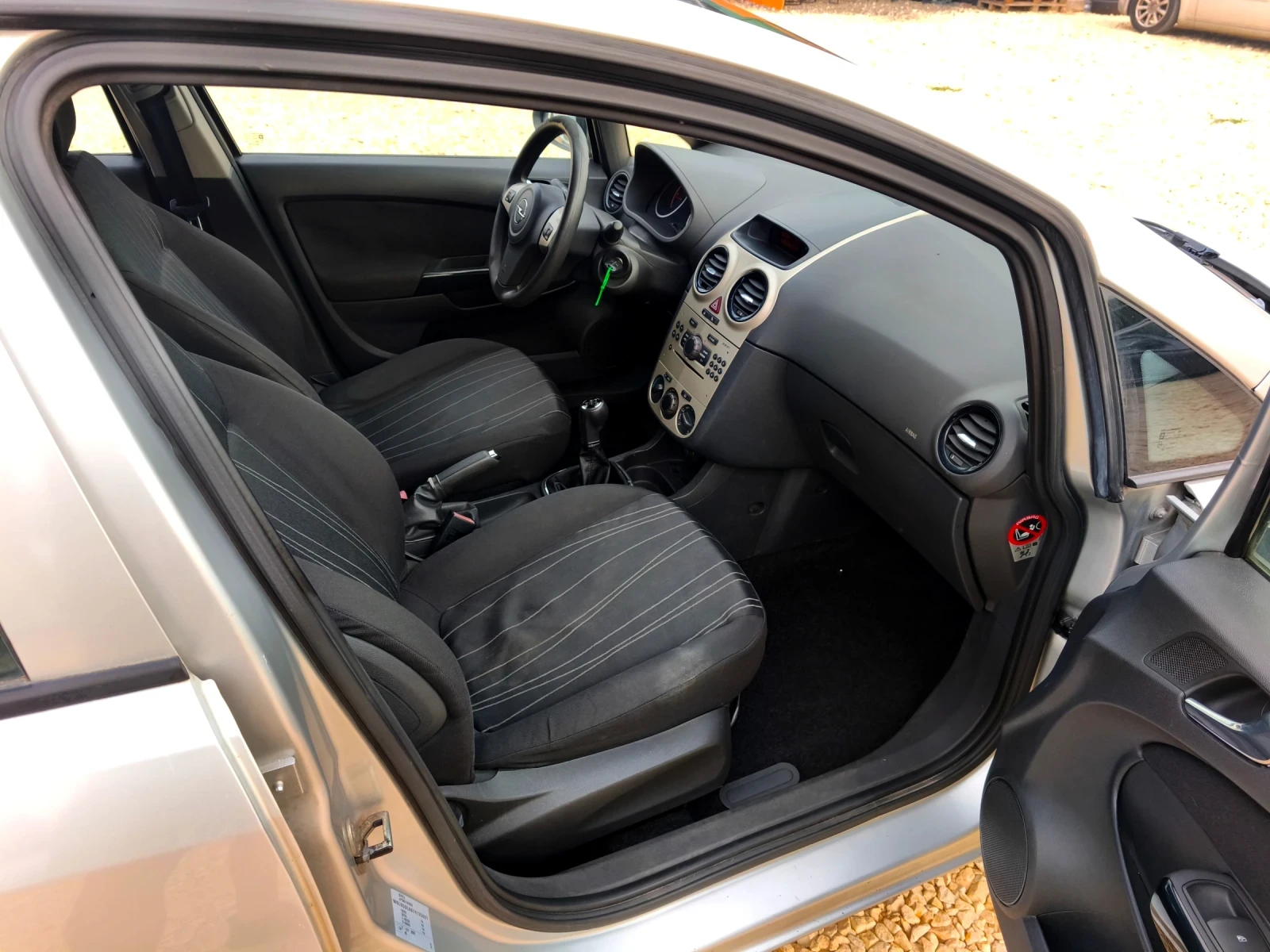Opel Corsa 1.3 CDTi* Enjoy - изображение 10