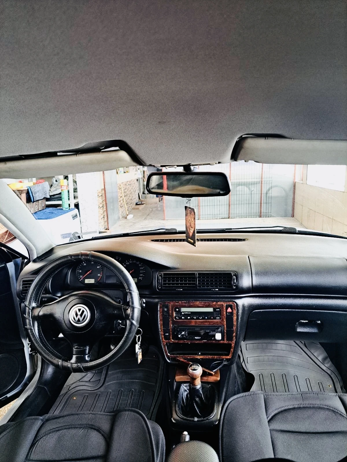 VW Passat 1.9 ТОП СЪСТОЯНИЕ - изображение 6