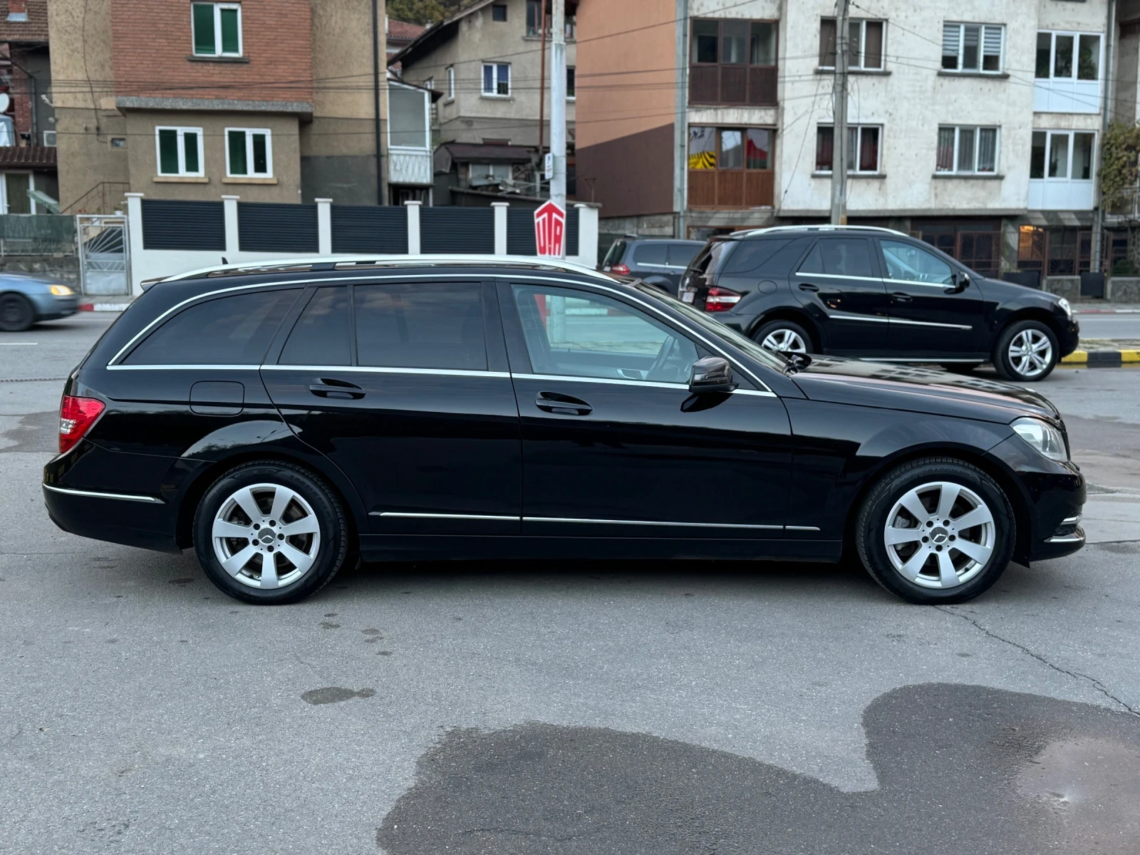 Mercedes-Benz C 220 Дистроник* Нави* Автоматик* Ксенон | Mobile.bg — изображение 6