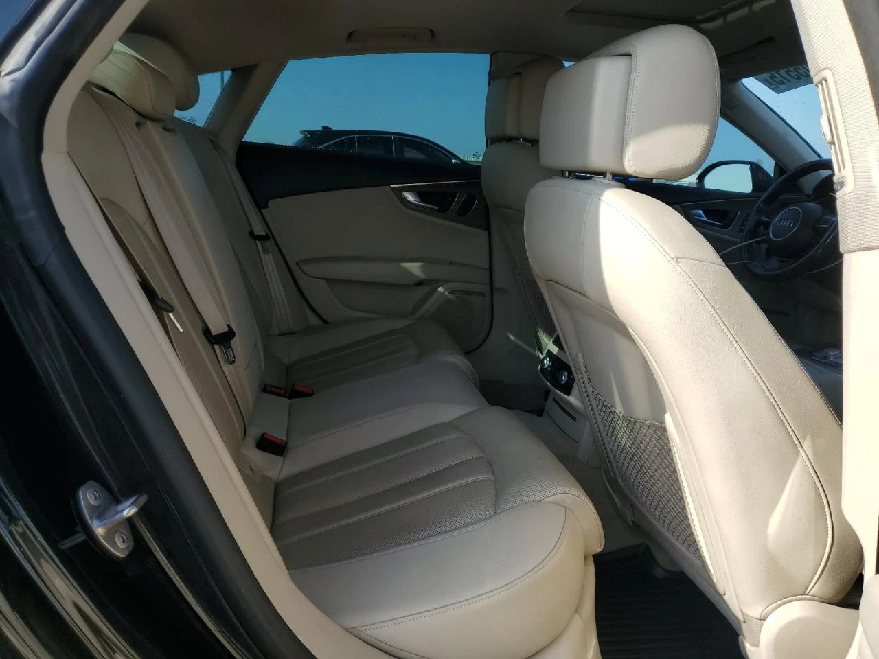 Audi A7 3.0T* MATRIX* BOSE* КАМЕРА* КЕЙЛЕС*  - изображение 10