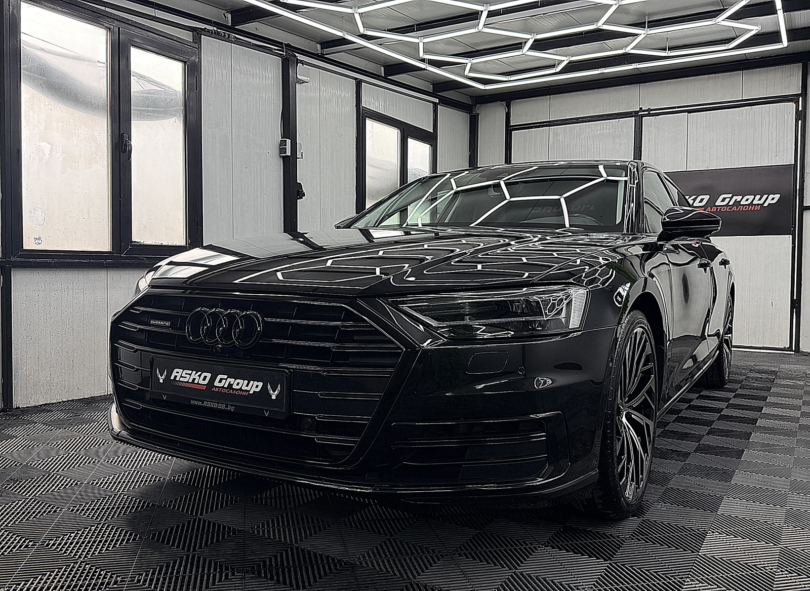 Audi A8 5.0D/PANORAMA/KeylesGo/3D-kamera/soft close/ЛИЗИНГ