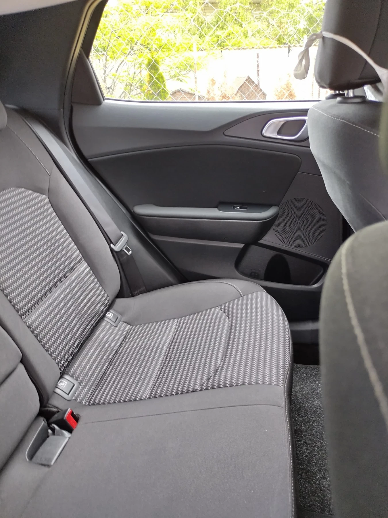 Kia XCeed | Mobile.bg � ����������� 10