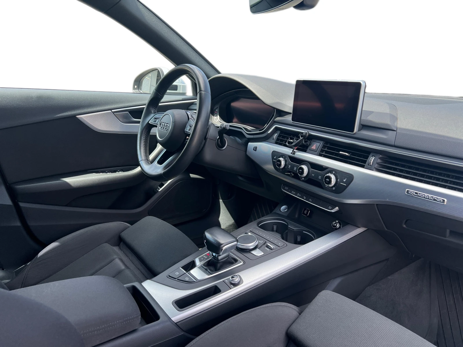 Audi A4 Avant quattro S tronic, снимка 9 - Автомобили и джипове - 54815297