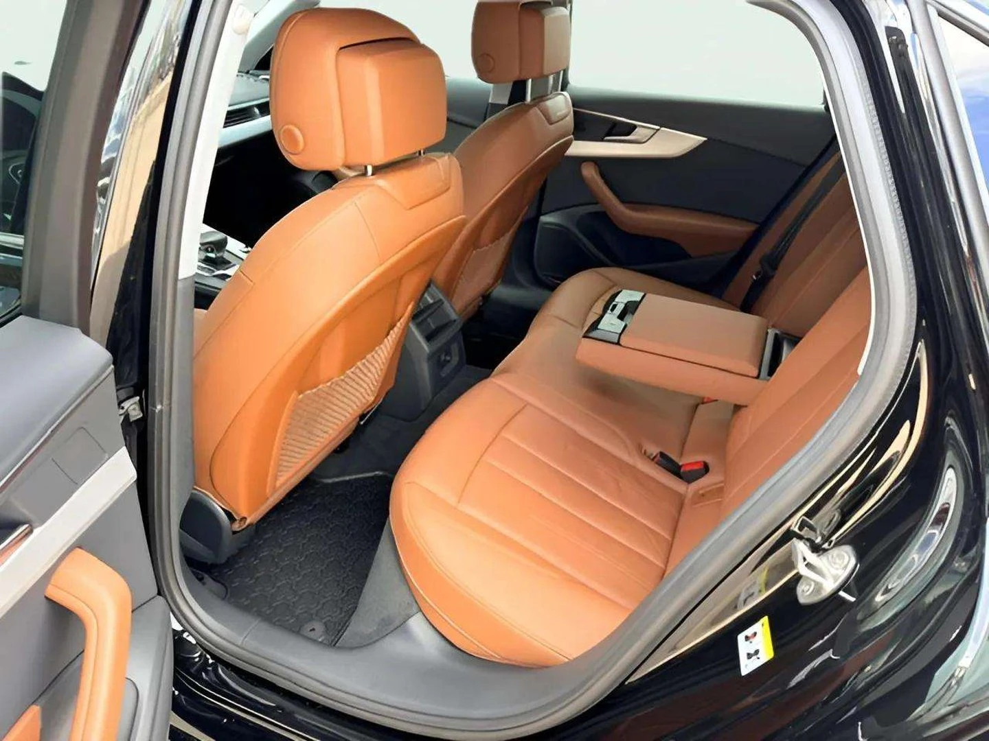 Audi A4, снимка 7 - Автомобили и джипове - 55672579