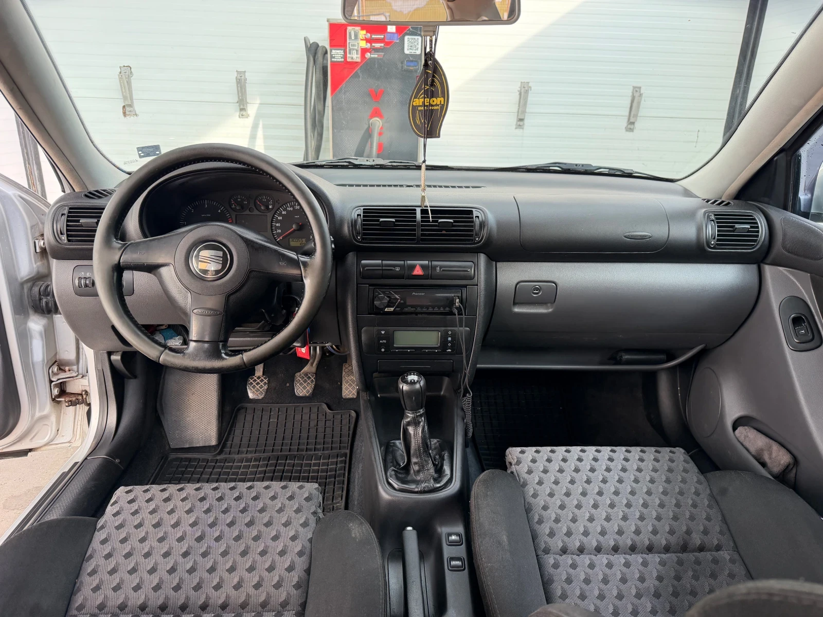 Seat Leon 1.9 TDI ARL, снимка 7 - Автомобили и джипове - 54992365