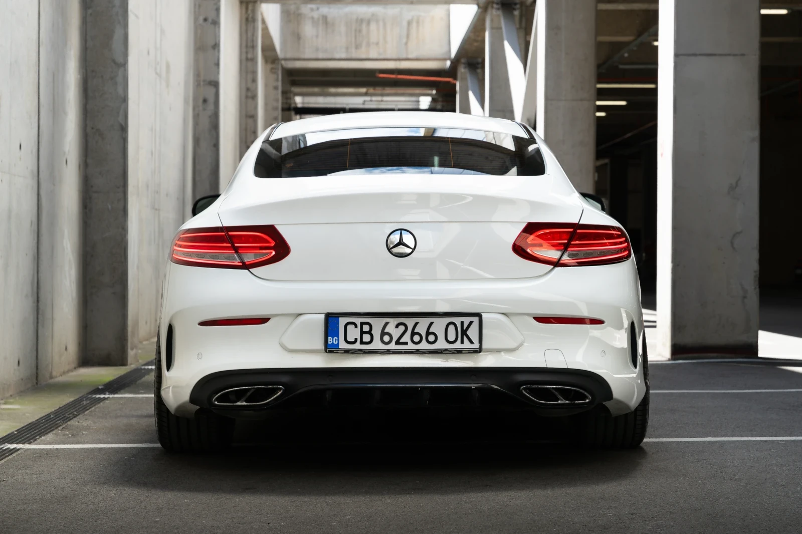 Mercedes-Benz C 43 AMG Купе, снимка 4 - Автомобили и джипове - 55012231