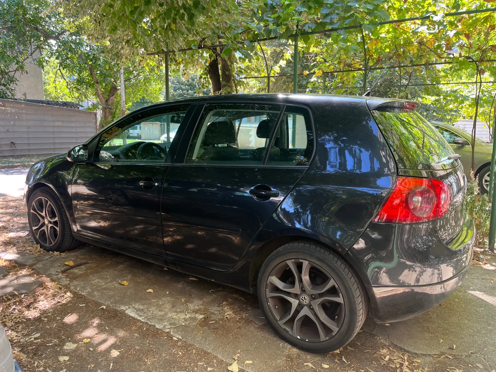 VW Golf Limited edition, снимка 5 - Автомобили и джипове - 55529085