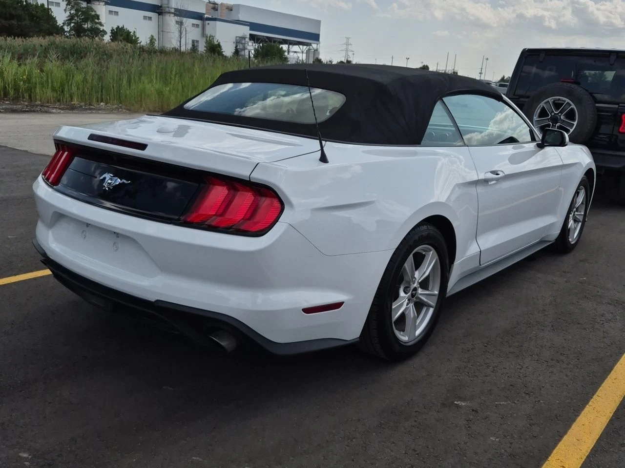 Ford Mustang ECOBOOST, снимка 3 - Автомобили и джипове - 55804582
