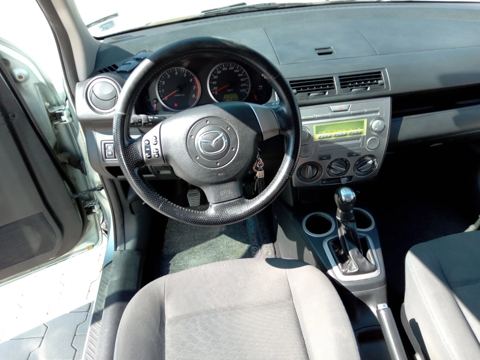 Mazda 2 1.6 | Mobile.bg � ����������� 11