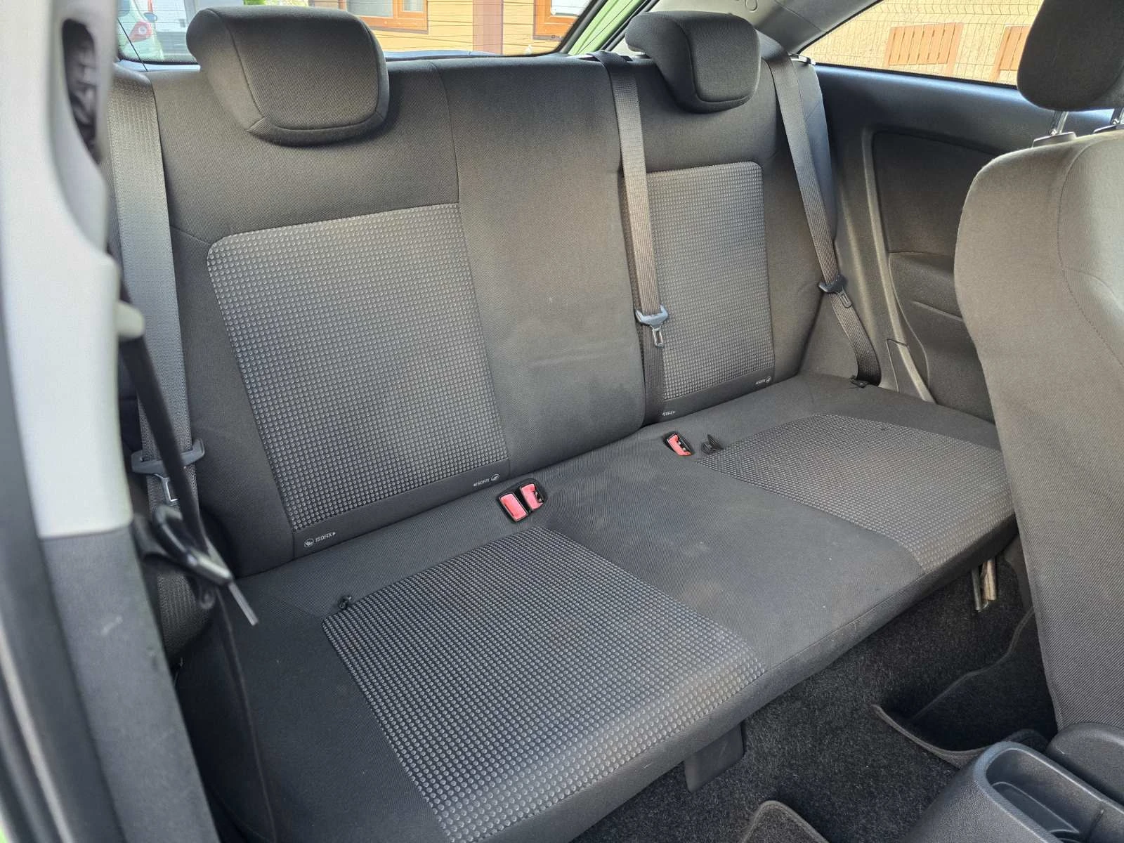 Opel Corsa 1.0i LED, снимка 8 - Автомобили и джипове - 56200635