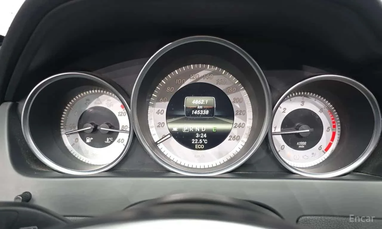 Mercedes-Benz C 220 * C220 CDI Coupe * ФИНАНСИРАНЕ, снимка 8 - Автомобили и джипове - 56276126