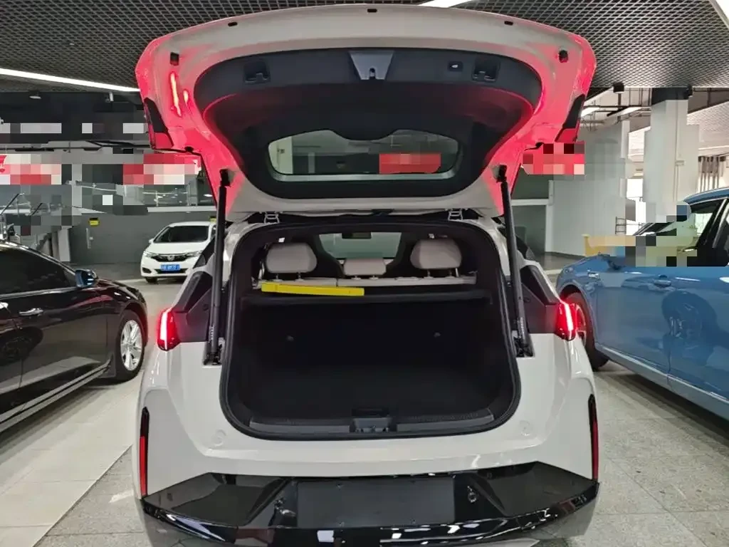 Zeekr X 5-Seater RWD Edition | YAMAHA | Mobile.bg � ����������� 17