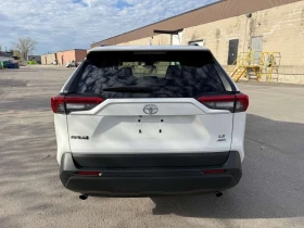 Toyota Rav4 * LE * CARFAX * ПОДГРЕВИ * KEYLESS, снимка 4