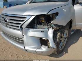 Lexus LX 570 5.7 V8 * MARK LEVINSON * CARFAX * 7 МЕСТЕН * , снимка 6