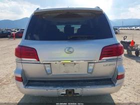 Lexus LX 570 5.7 V8 * MARK LEVINSON * CARFAX * 7 МЕСТЕН * , снимка 16