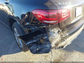 Mercedes-Benz GLC 300 2.0L I-4 DI, DOHC, VVT, TURBO, 255HP 4X2 Drive, снимка 13