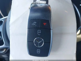 Mercedes-Benz GLC 300 2.0L I-4 DI, DOHC, VVT, TURBO, 255HP 4X2 Drive, снимка 3