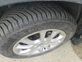 Honda Cr-v 2.0i ръчни 6 скорости! - 8200 € / 16037.81 лв. - 85604847 3