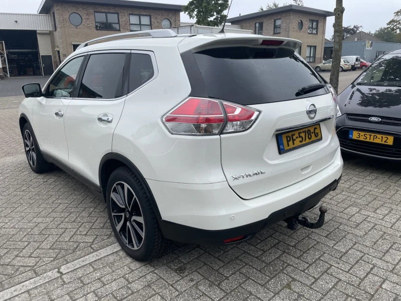 Nissan X-trail 1.6 TEKNA, снимка 4 - Автомобили и джипове - 47344301