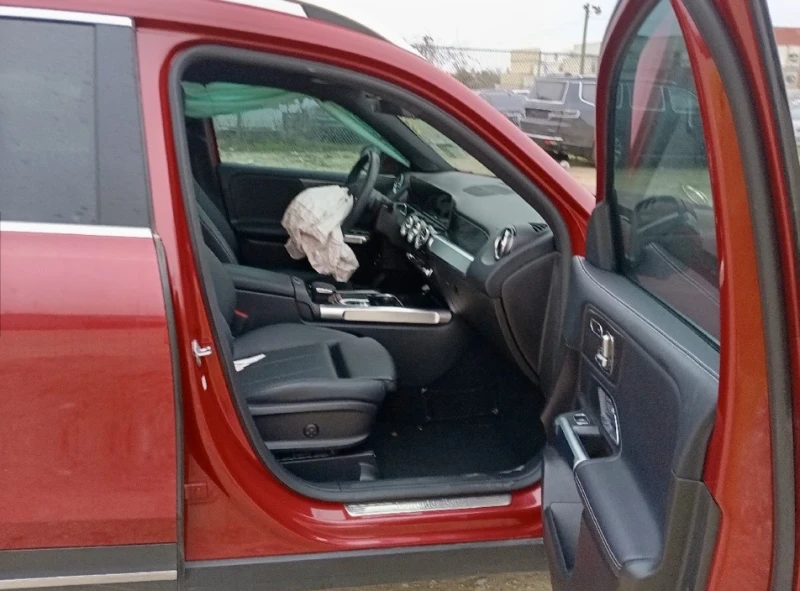 Mercedes-Benz GLB, снимка 11 - Автомобили и джипове - 52597908