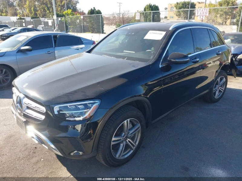Mercedes-Benz GLC 300 2.0L I-4 DI, DOHC, VVT, TURBO, 255HP 4X2 Drive, снимка 2 - Автомобили и джипове - 53044536