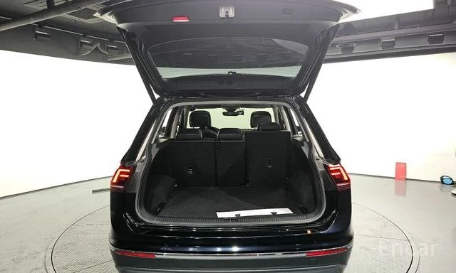 VW Tiguan Tiguan 2.0 TDI Prestige | 360 ������ | HEAD-UP |  | Mobile.bg � ����������� 17