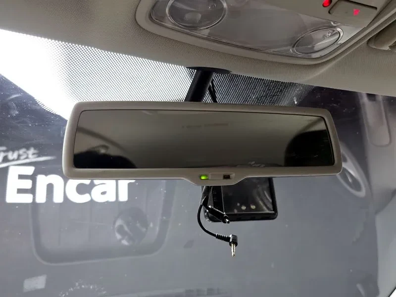 VW Tiguan 2.0 TDI, снимка 17 - Автомобили и джипове - 54302794