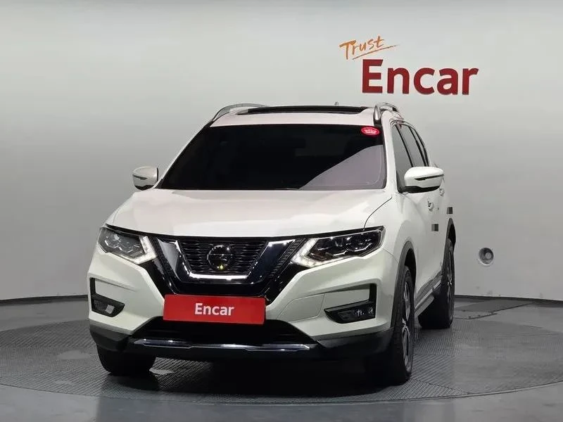 Nissan X-trail, снимка 3 - Автомобили и джипове - 56690372