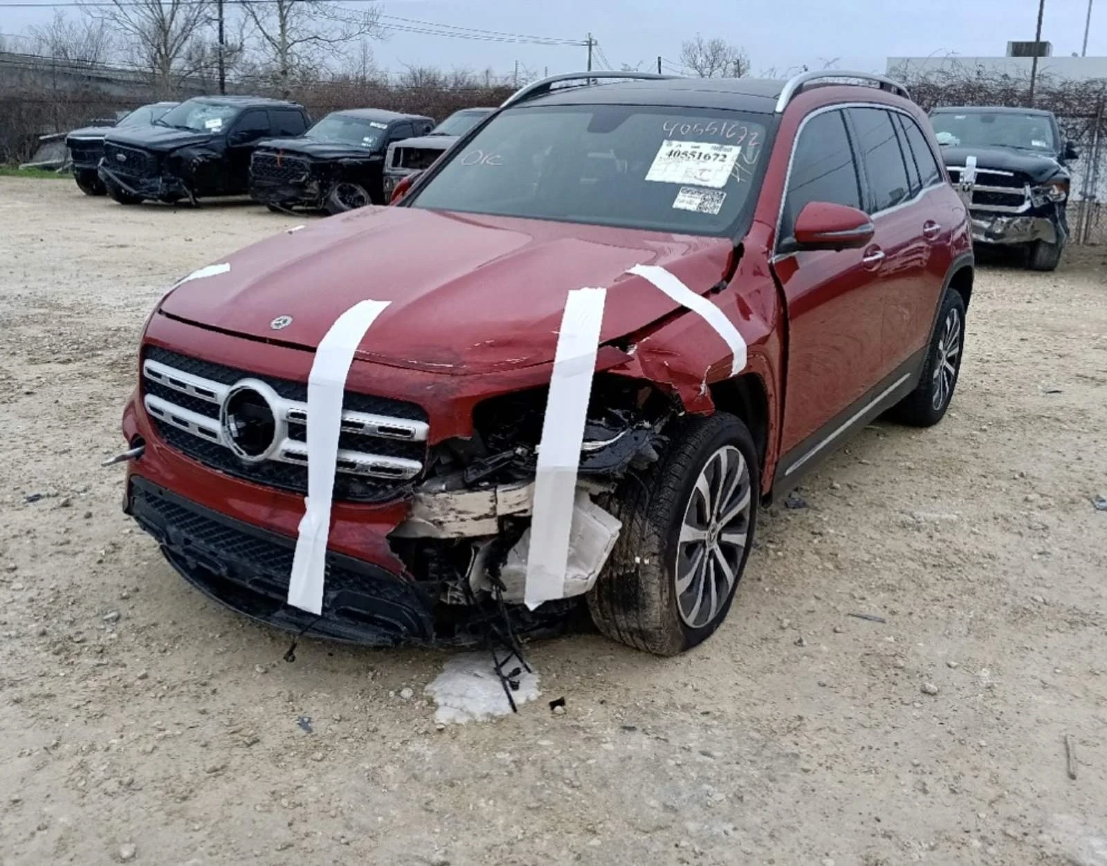 Mercedes-Benz GLB  - изображение 2