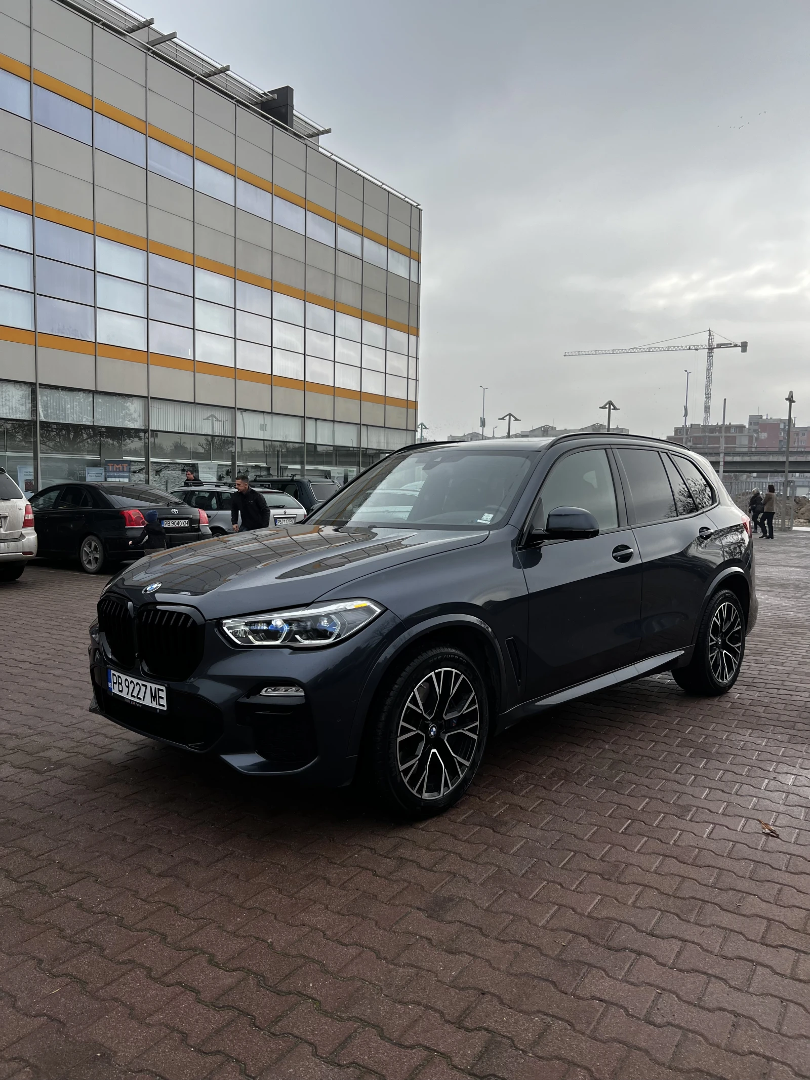 BMW X5 xDrive 40i - изображение 2