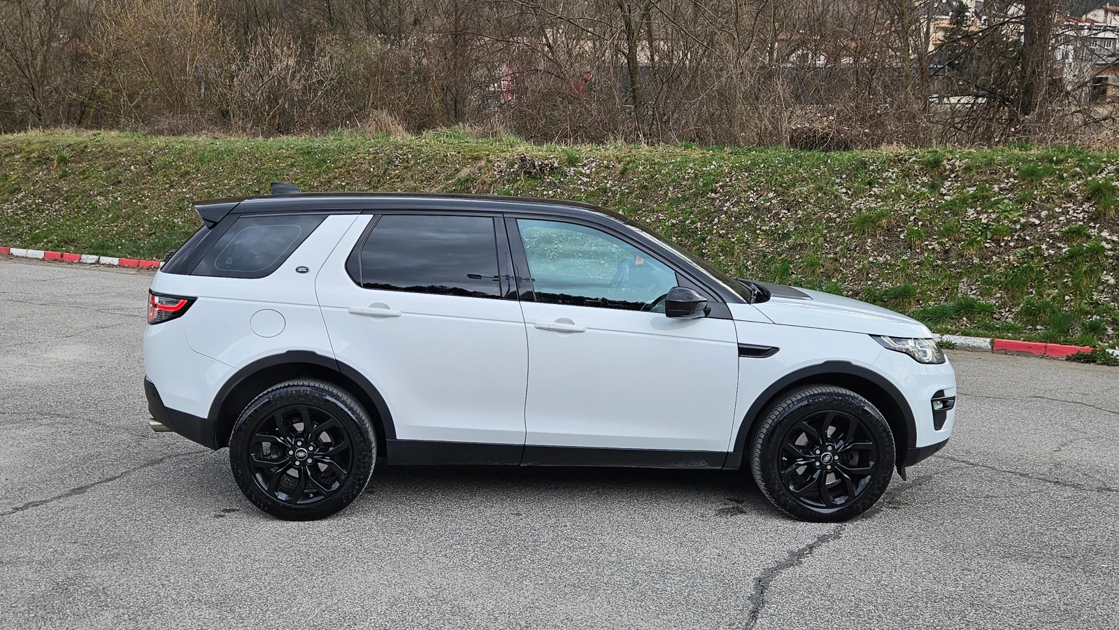 Land Rover Discovery Sport AVTOMAT/4X4/KOJA/FULL FULL, снимка 6 - Автомобили и джипове - 53929148