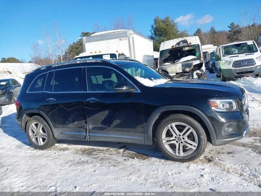 Mercedes-Benz GLB * 4Matic* , снимка 13 - Автомобили и джипове - 54036094