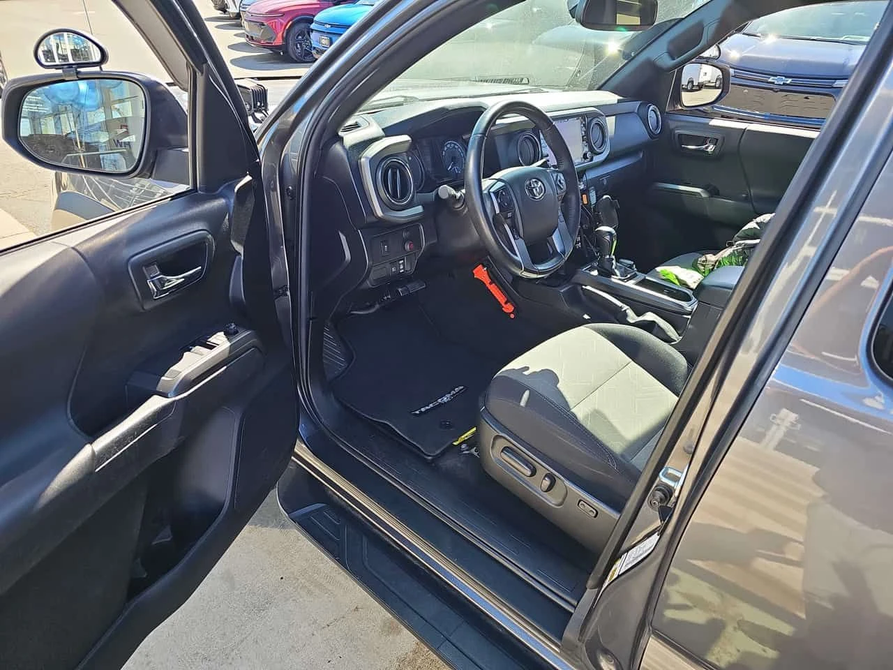 Toyota Tacoma * 4x4 Access Cab * CARFAX * МНОГО ДОБАВКИ, снимка 5 - Автомобили и джипове - 54144106