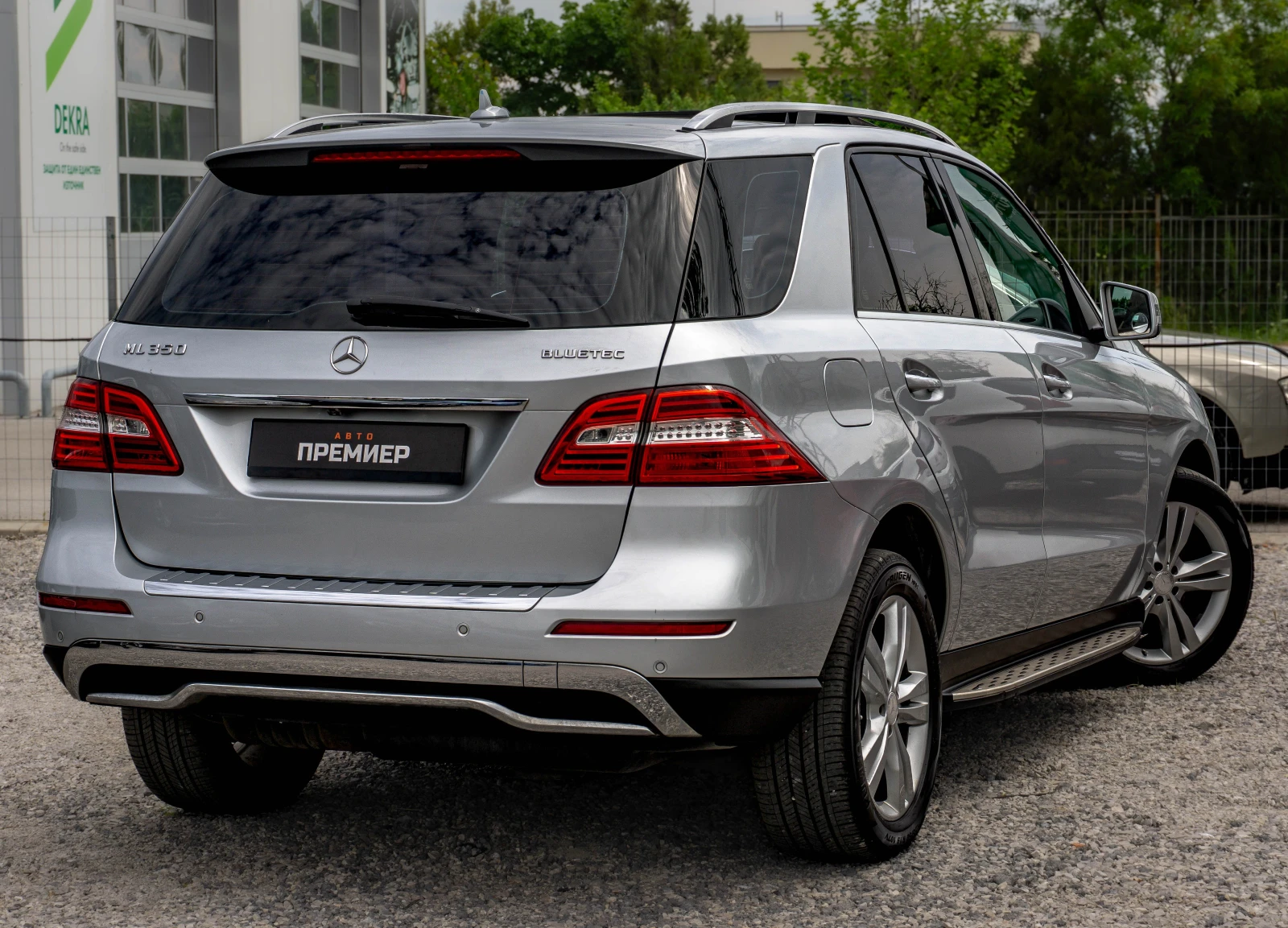 Mercedes-Benz ML 350 BlueTEC-4MATIC-РЕАЛНИ КМ-ГАРАНЦИЯ!, снимка 4 - Автомобили и джипове - 54608562