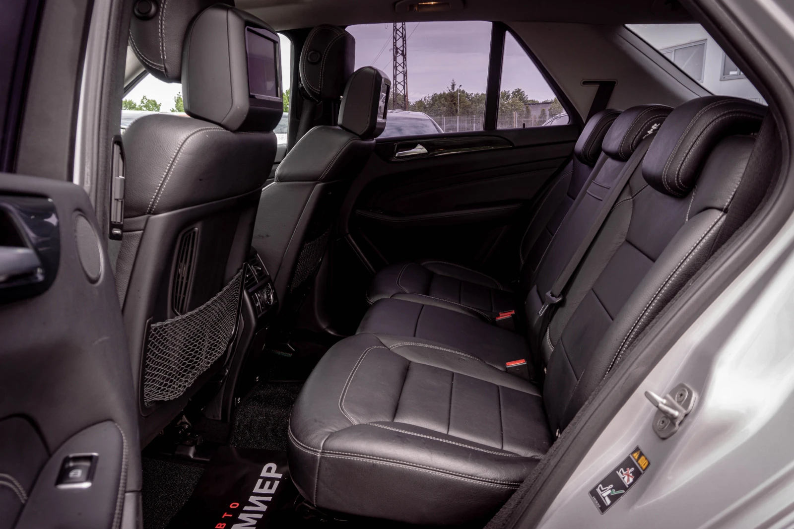 Mercedes-Benz ML 350 BlueTEC-4MATIC-РЕАЛНИ КМ-ГАРАНЦИЯ!, снимка 13 - Автомобили и джипове - 54608562