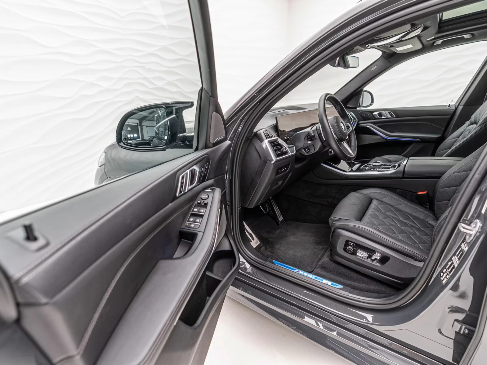 BMW X5 M60i / M SPORT PRO / SHADOW LINE / H&K / 360/ PANO, снимка 7 - Автомобили и джипове - 55499686
