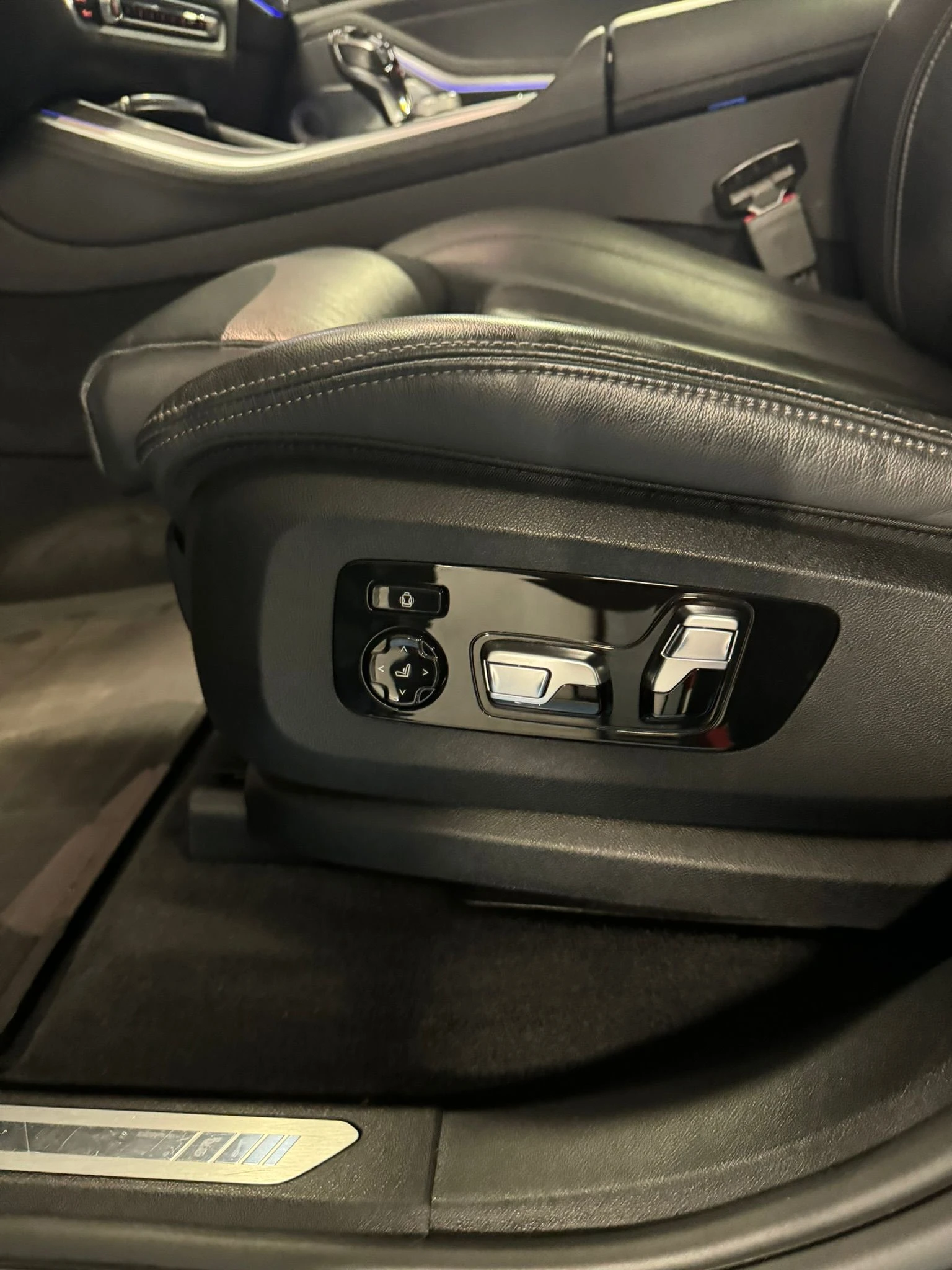 BMW X5 40d M xDrive, Bowers&Wilkins, снимка 8 - Автомобили и джипове - 55724075