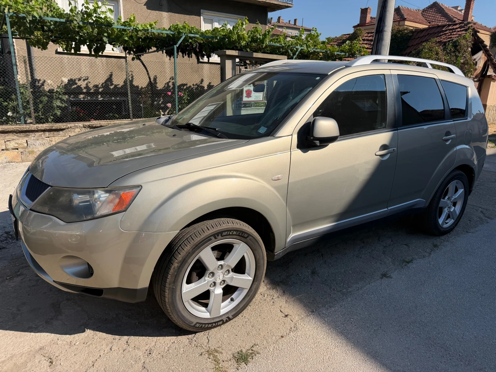 Mitsubishi Outlander Газ