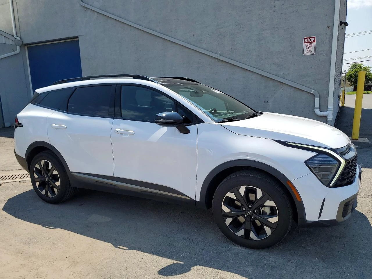 Kia Sportage, снимка 4 - Автомобили и джипове - 55752636