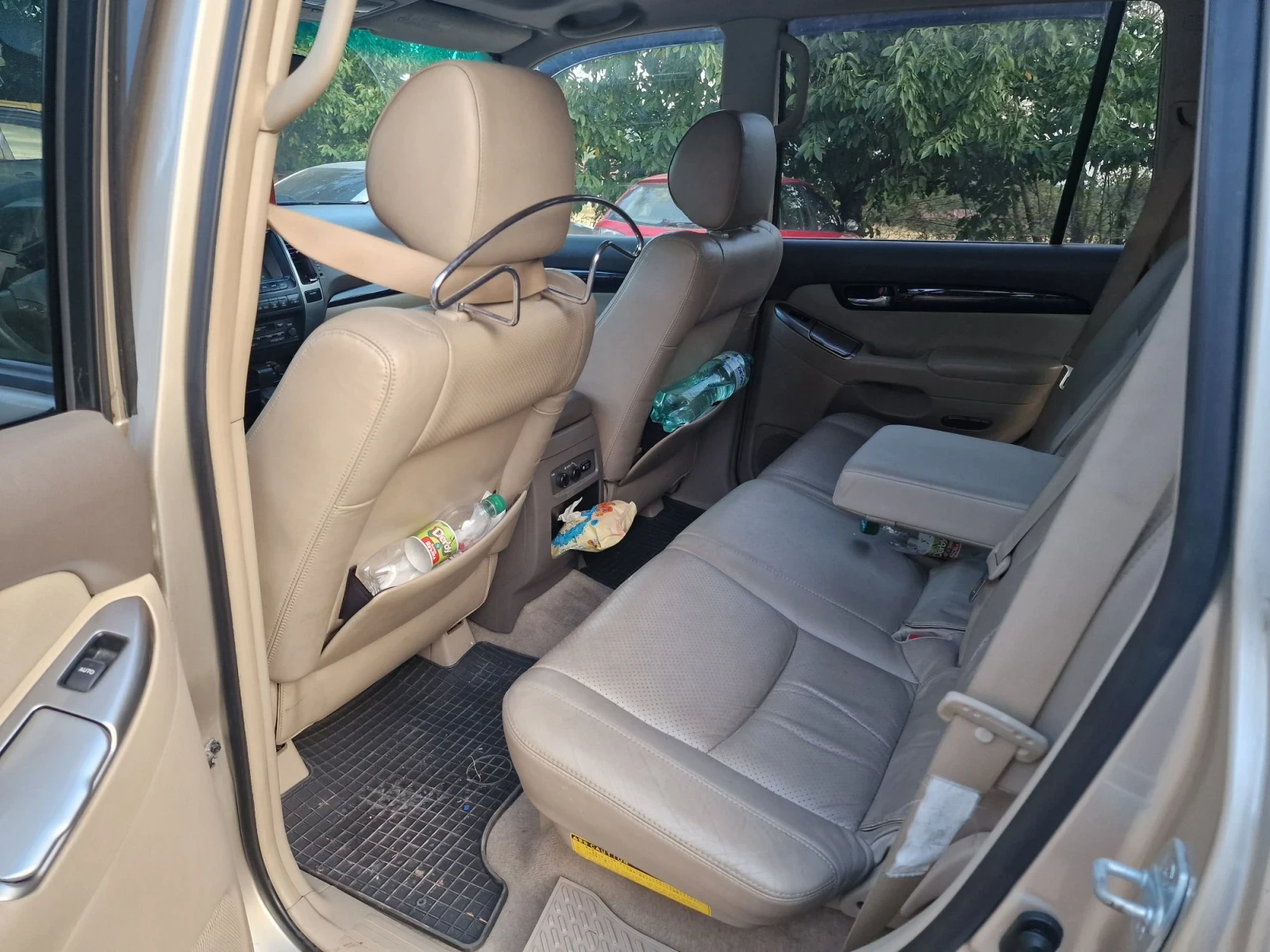 Toyota Land cruiser Всички екстри, 2 чифта гуми, снимка 11 - Автомобили и джипове - 56144344