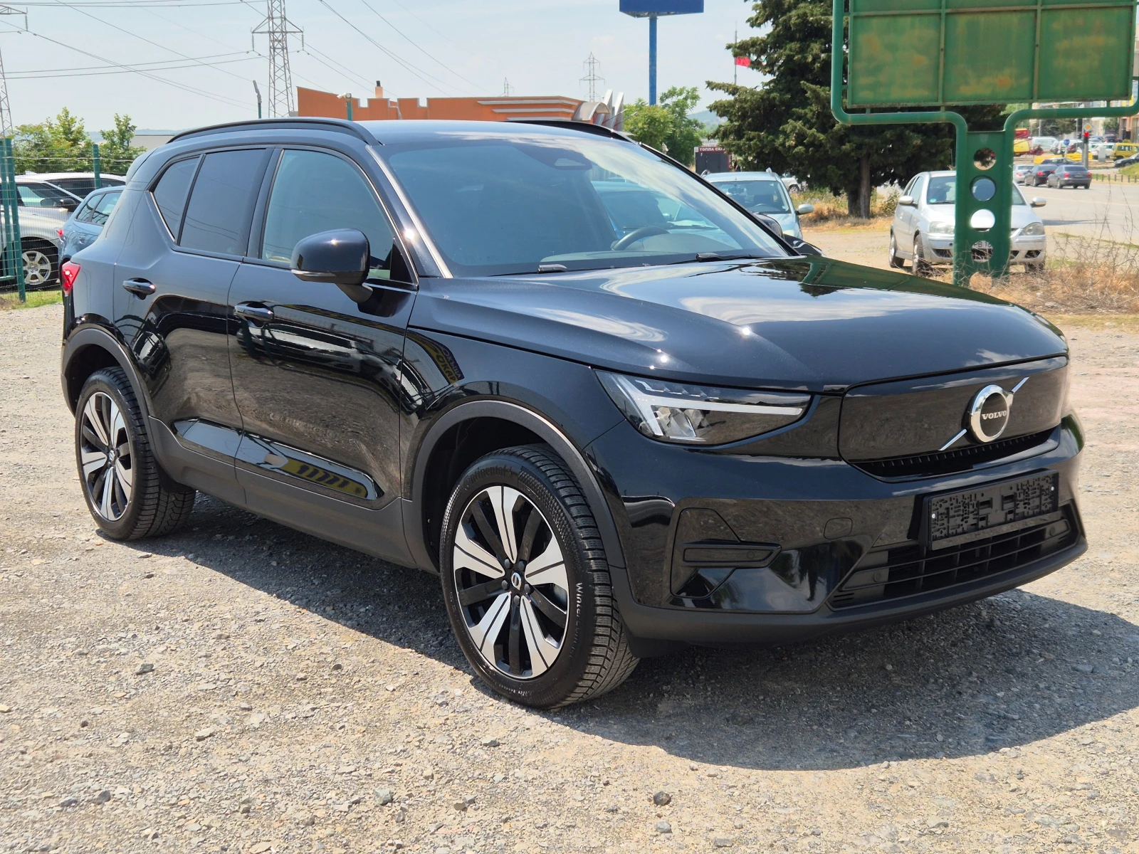 Volvo XC40 69KWh, снимка 7 - Автомобили и джипове - 56437084