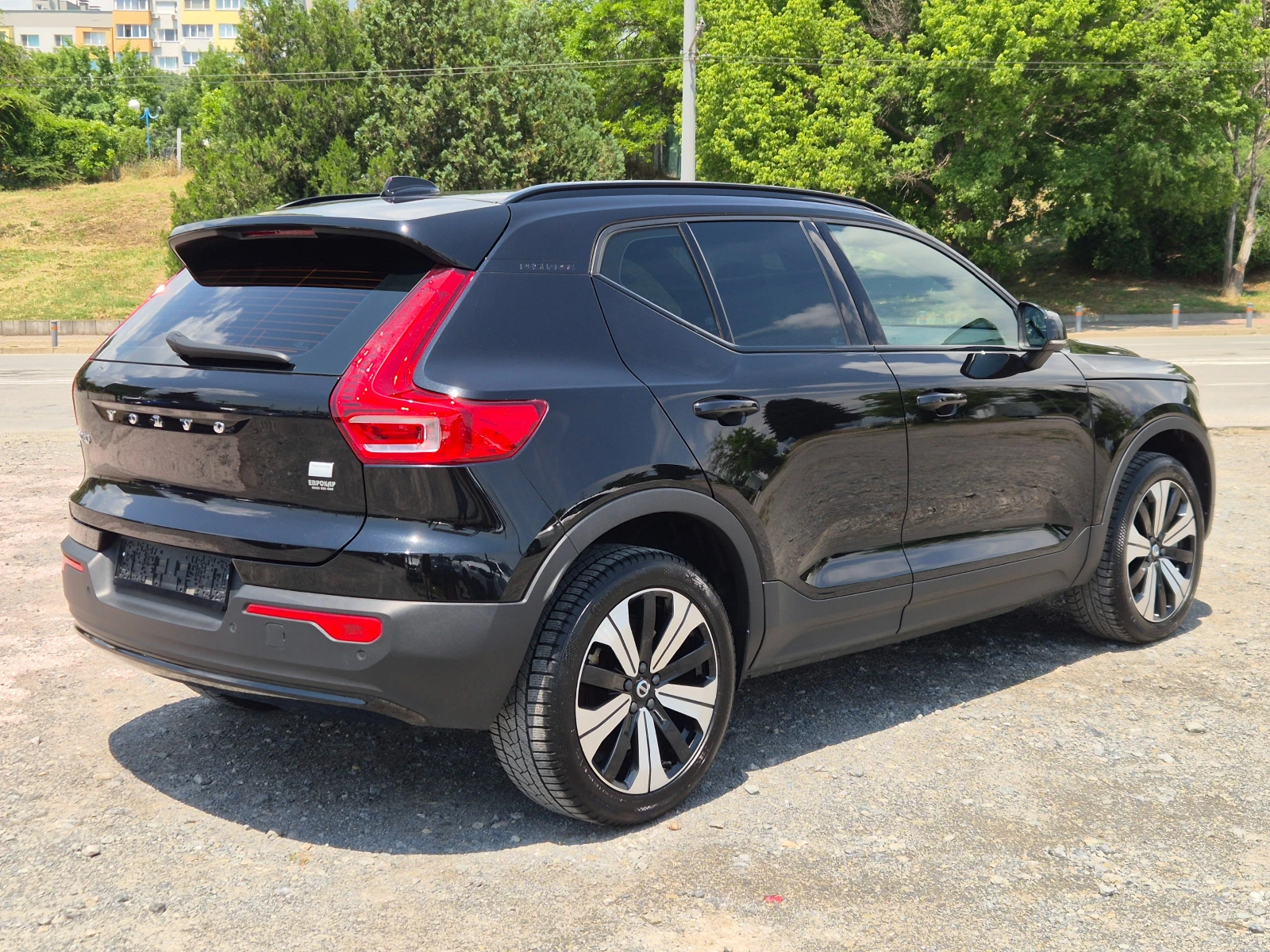 Volvo XC40 69KWh, снимка 5 - Автомобили и джипове - 56437084