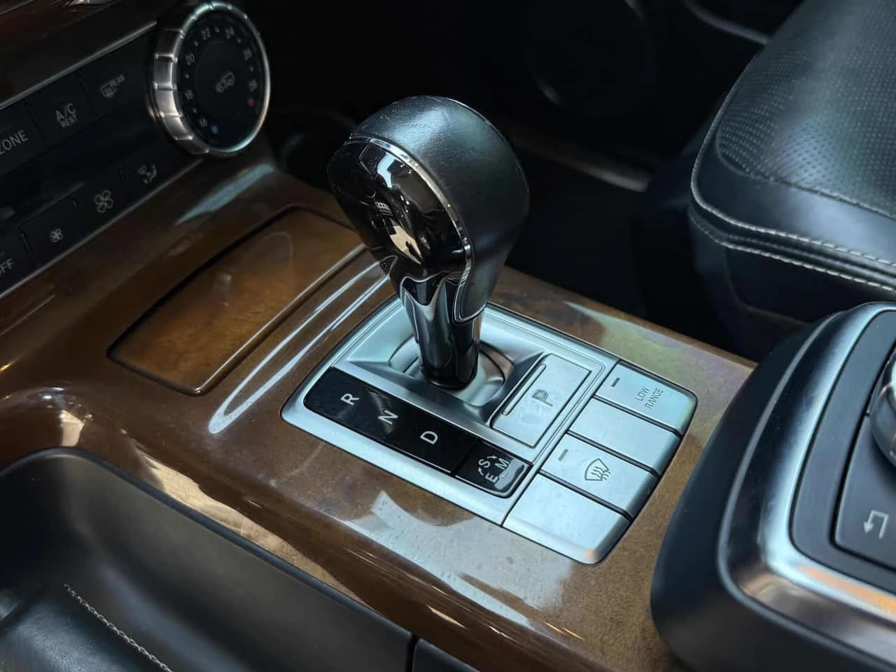 Mercedes-Benz G * 550 * CARFAX * ��� ������������ ������ | Mobile.bg � ����������� 12