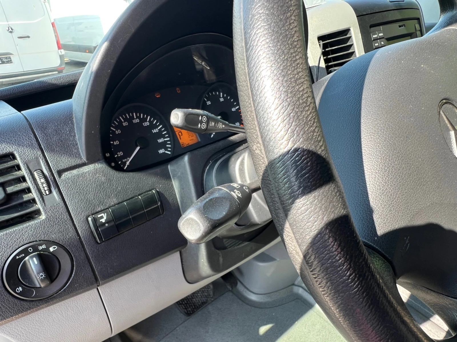 Mercedes-Benz Sprinter 516 Кемпер , EURO6 , Дв гума , 3500 кг , Клима , 4, 35 - изображение 10