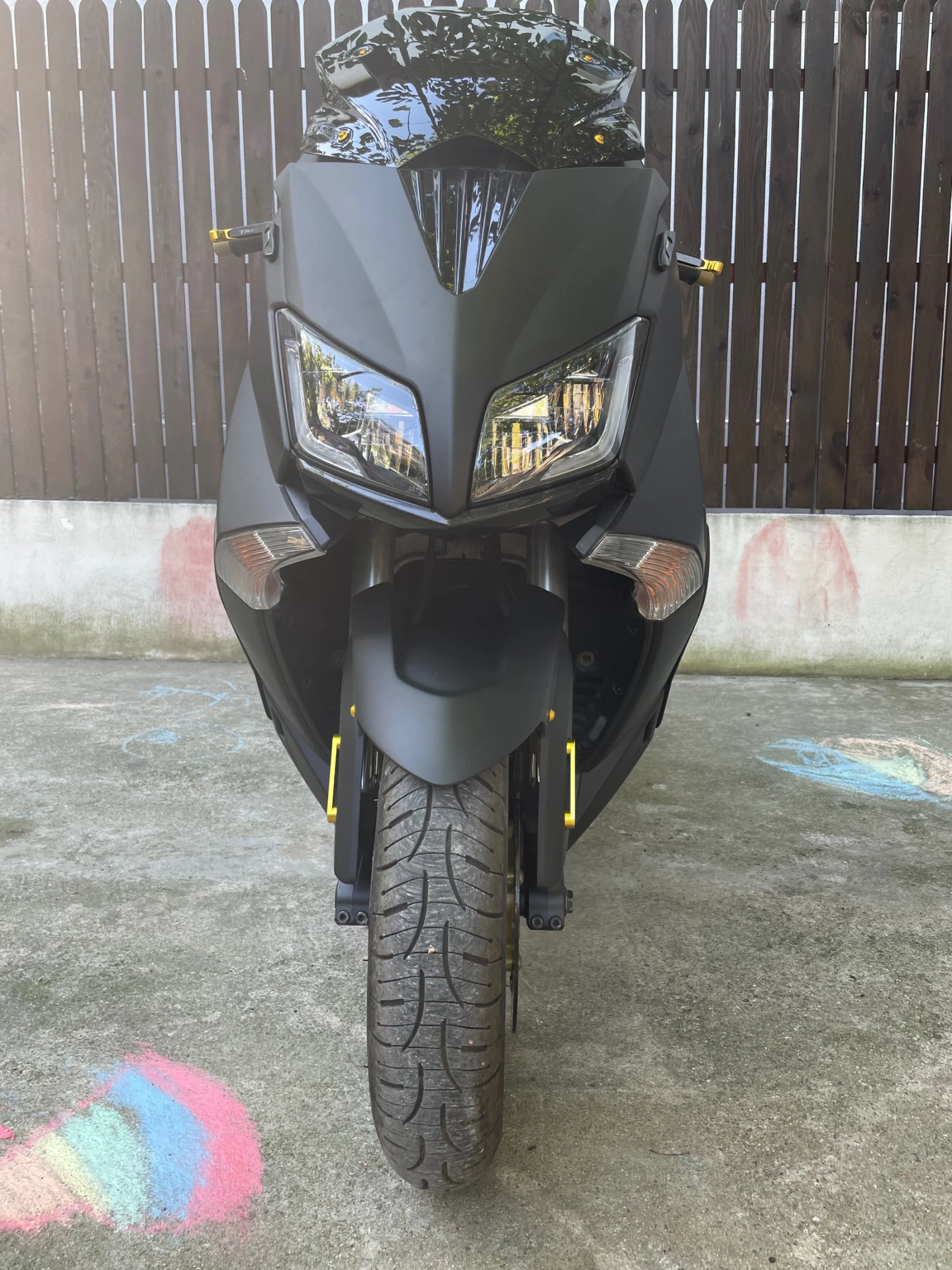 Yamaha T-max