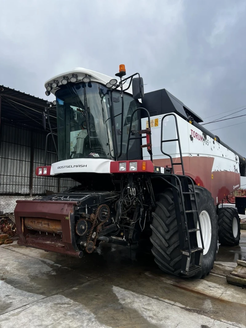 Комбайн Rostselmash Torum