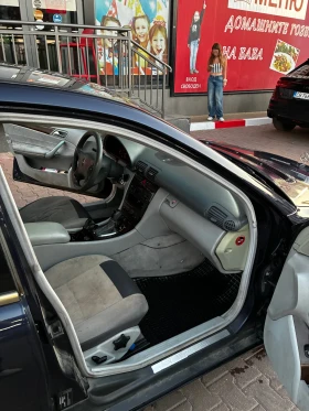 Mercedes-Benz C 220, снимка 13