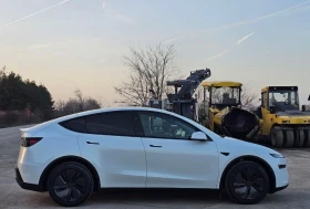 Tesla Model Y Juniper НОВА!!!, снимка 6