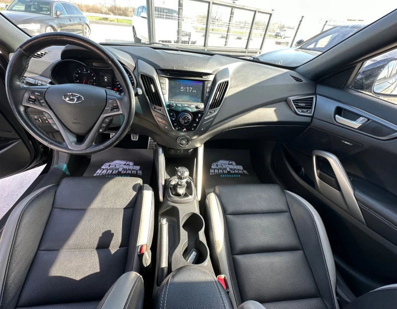 Hyundai Veloster  Turbo*1.6i*2016*Ръчка*, снимка 11 - Автомобили и джипове - 45856811